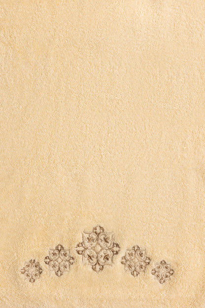 Cream 3 piece Embroidered Towel Set
