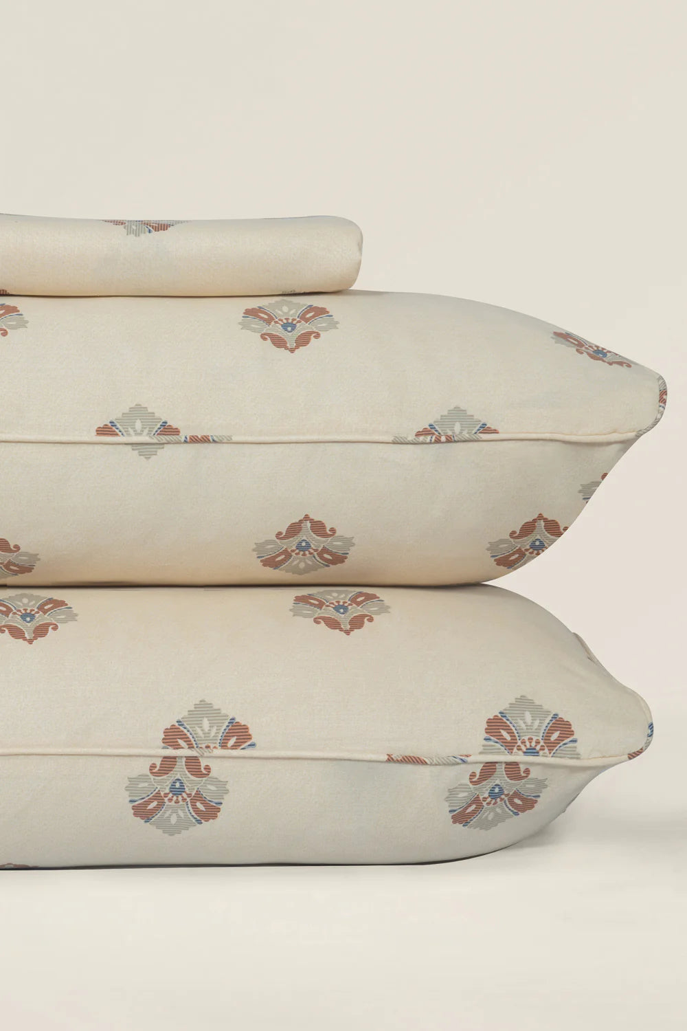 Damask Hatch T-150 Bed Sheet Set