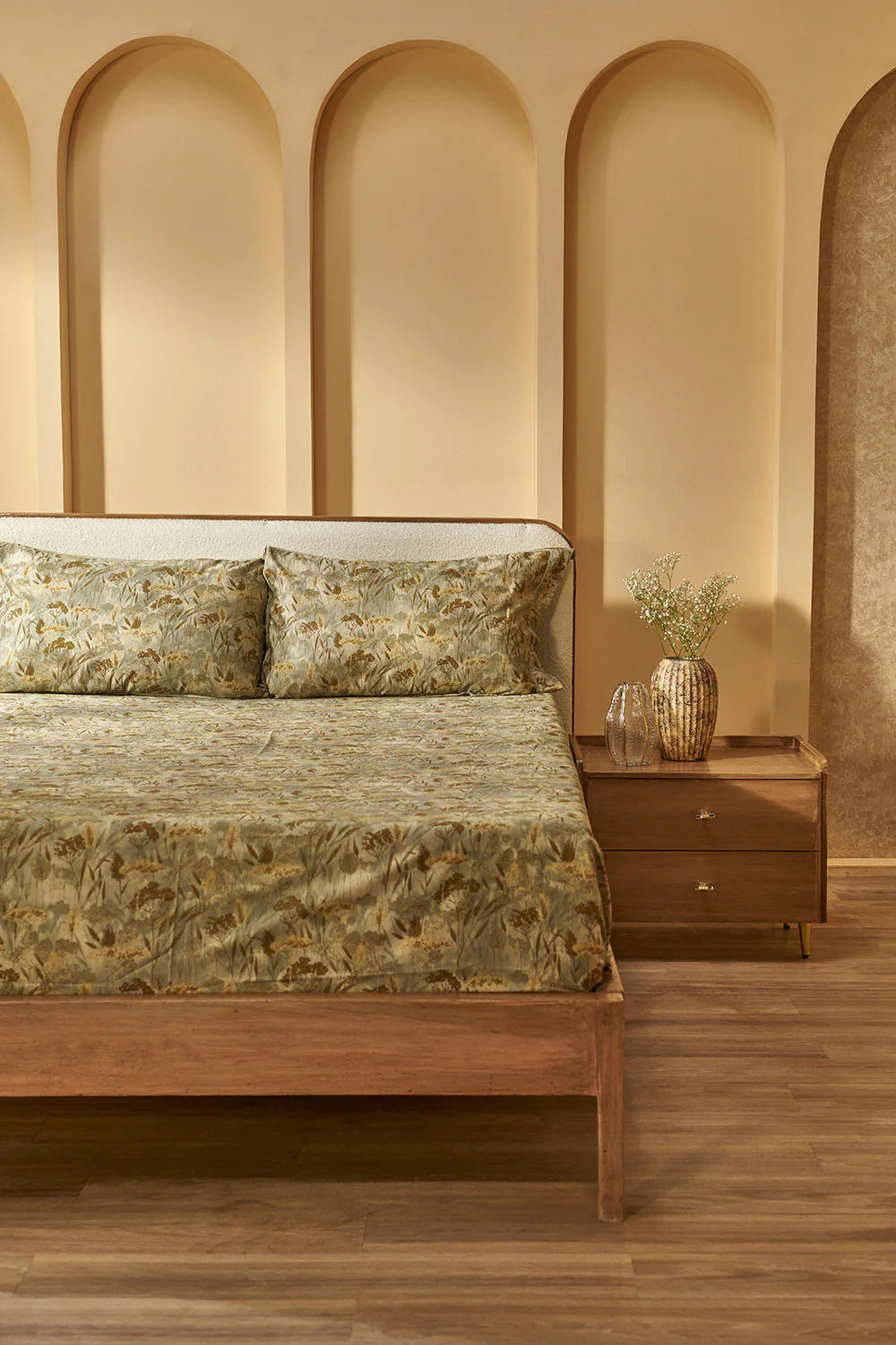 Indus Valley Cotton Edenia Bed Sheet Set