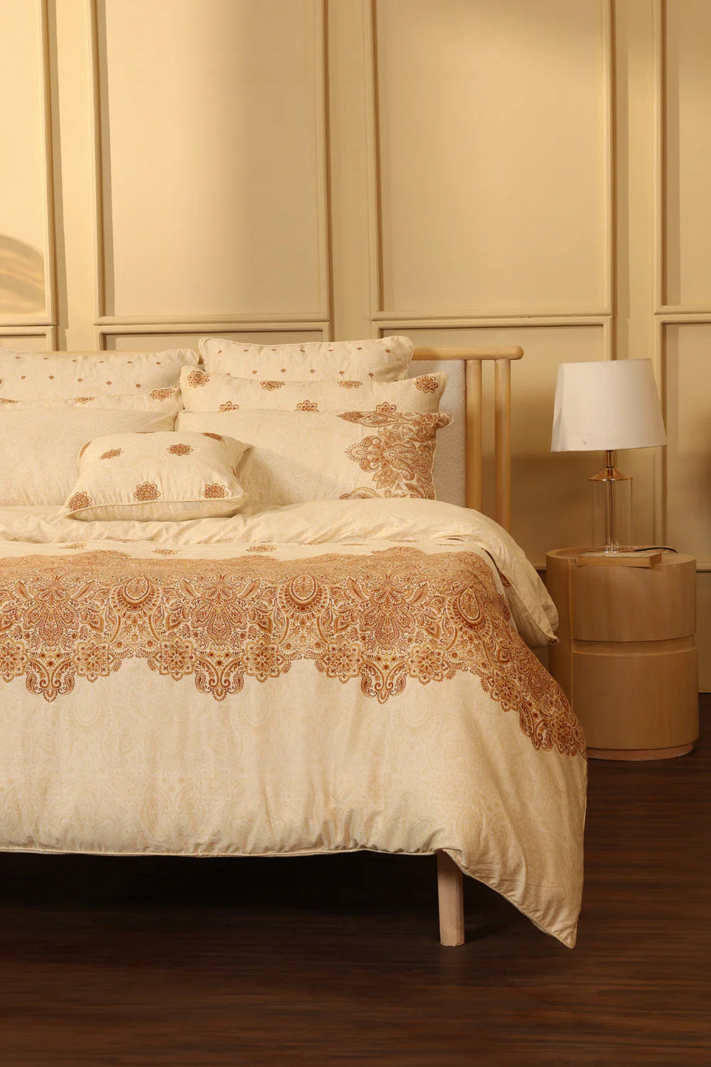 Ethnic Gold T-300 Quilt Cover Set