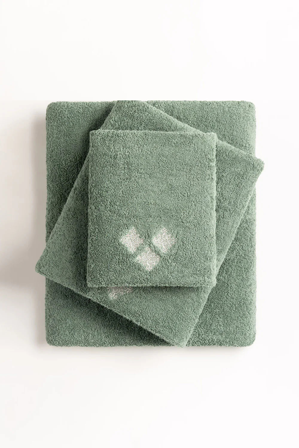 Hedge Green 3 piece Embroidered Towel Set